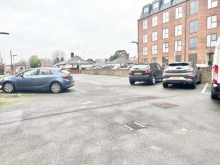 Fairfield Road, Brentwood, Image 11