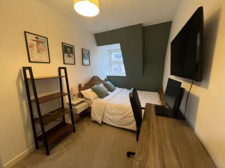 Stone Yard, Western Gardens, Brentwood, Image 5