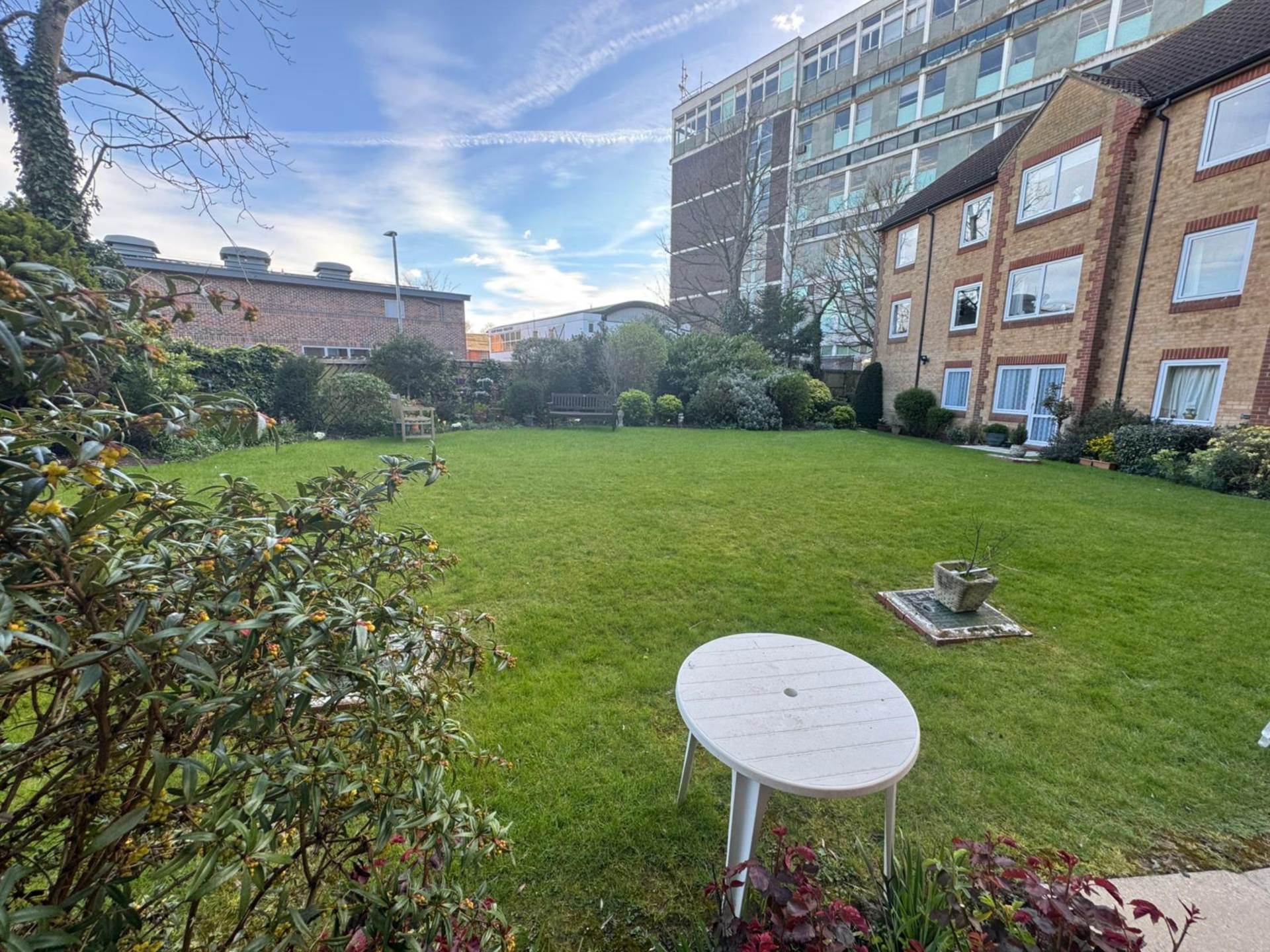 Sawyers Hall Lane, Brentwood, Image 6