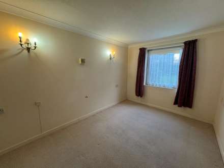 Sawyers Hall Lane, Brentwood, Image 7