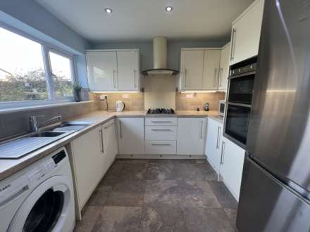 Swan Walk, Kelvedon Hatch, Brentwood, Image 2