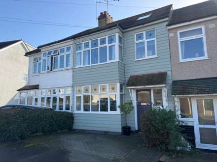 Westwood Avenue, Brentwood