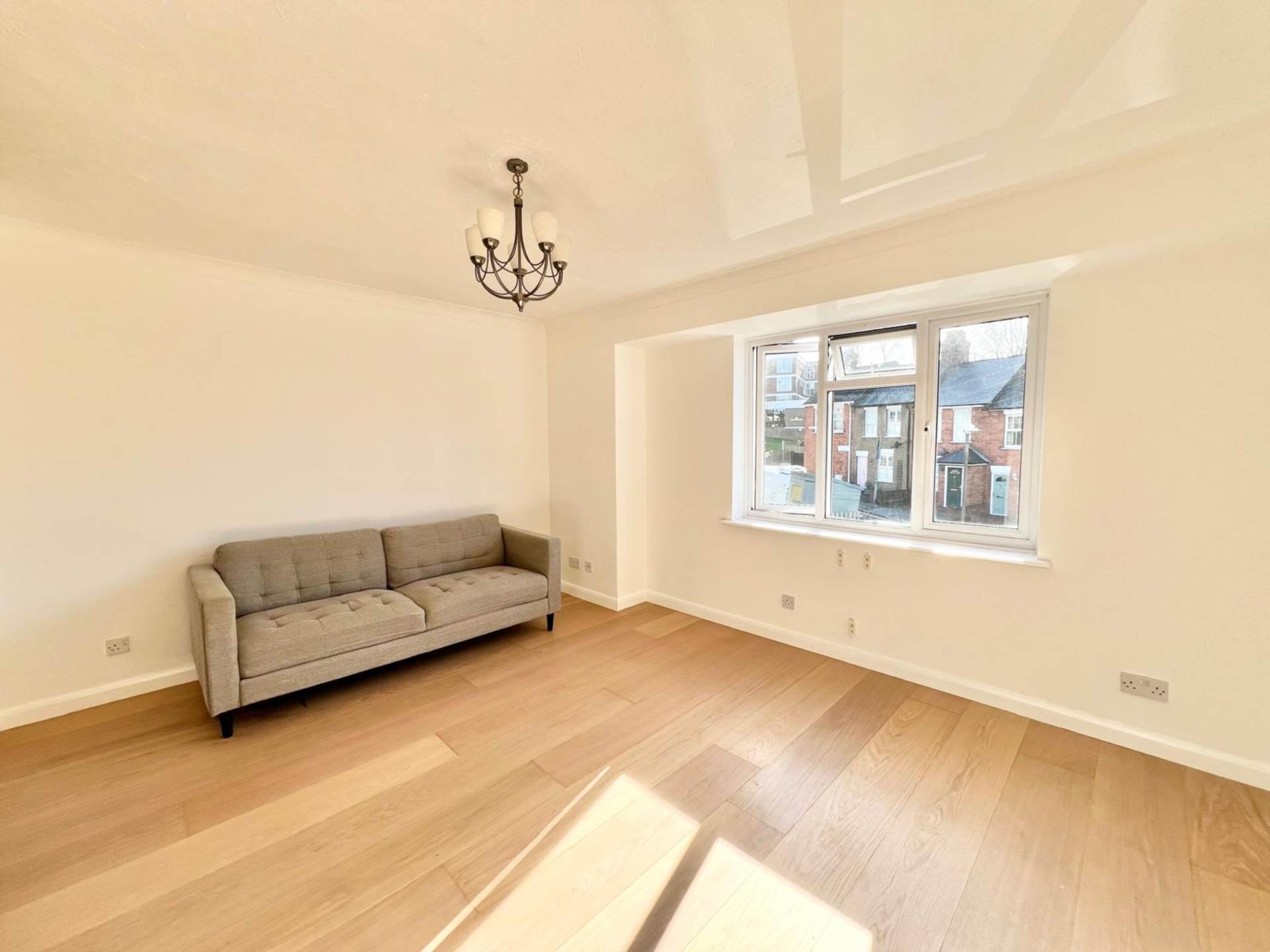 Weald Road, Brentwood, Image 2