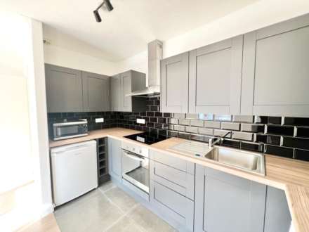 Weald Road, Brentwood, Image 4