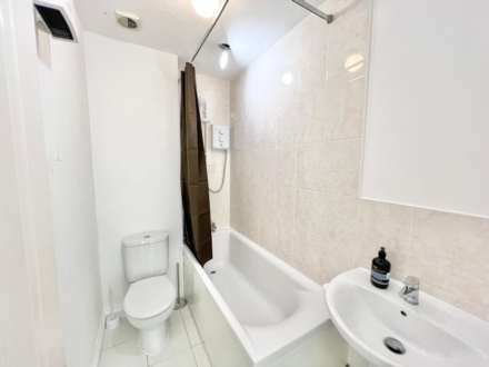 Weald Road, Brentwood, Image 6