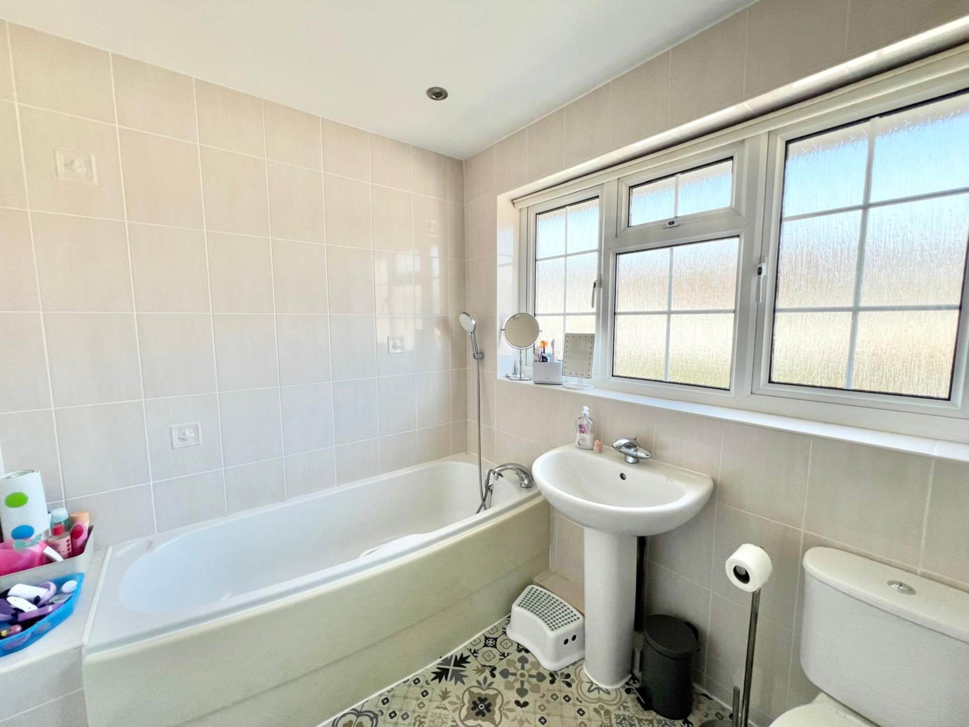 Warley Mount, Brentwood, Image 16