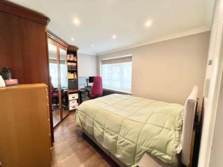 Warley Mount, Brentwood, Image 17