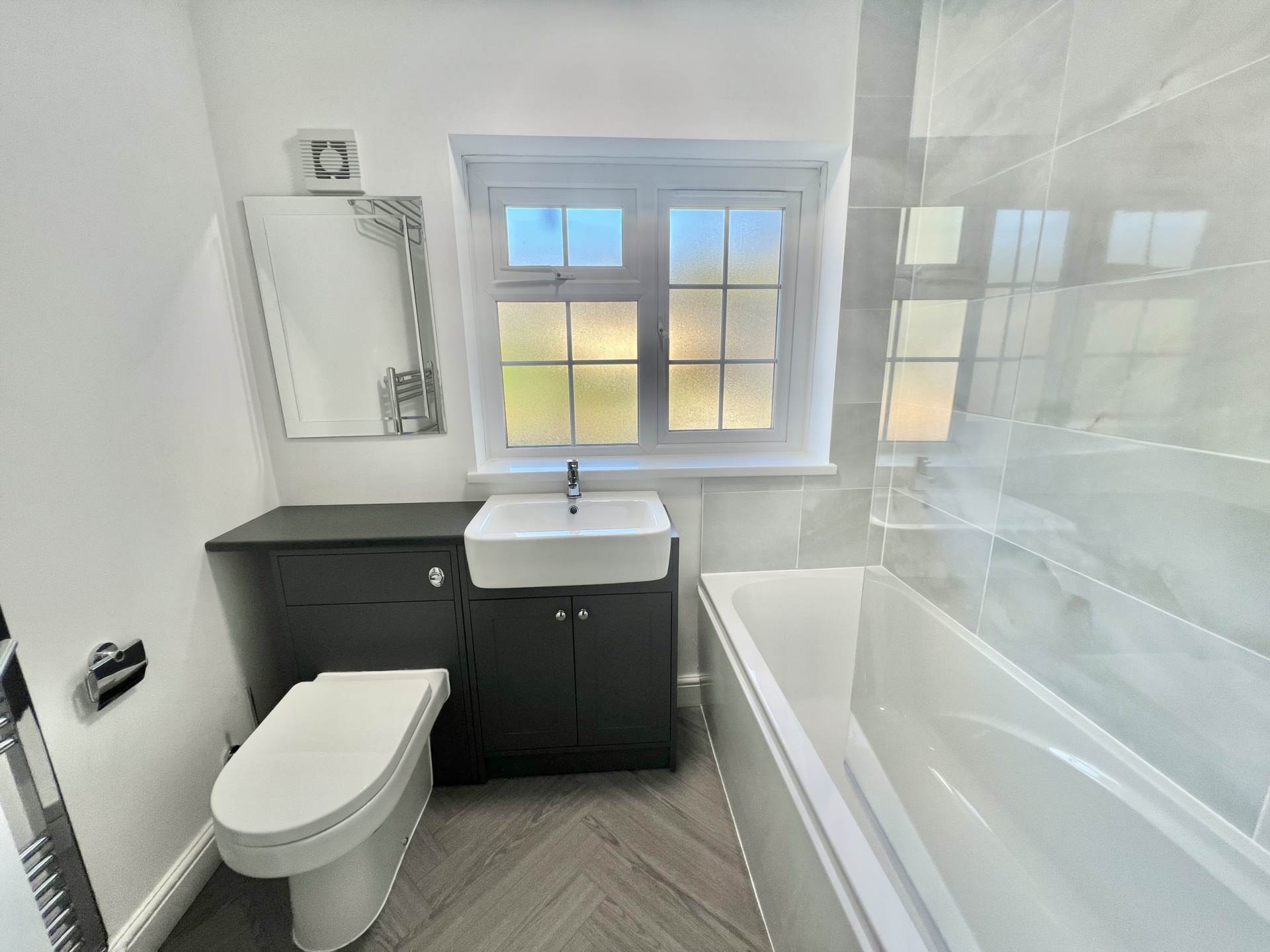 Saxon Close, Brentwood, Image 8