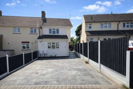 Danes Way, Pilgrims Hatch, Brentwood, Image 1