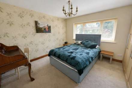 Danes Way, Pilgrims Hatch, Brentwood, Image 7