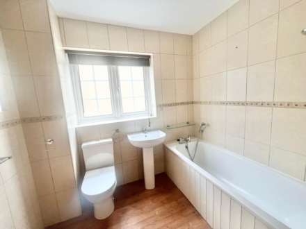 Cromwell Road, Brentwood, Image 15