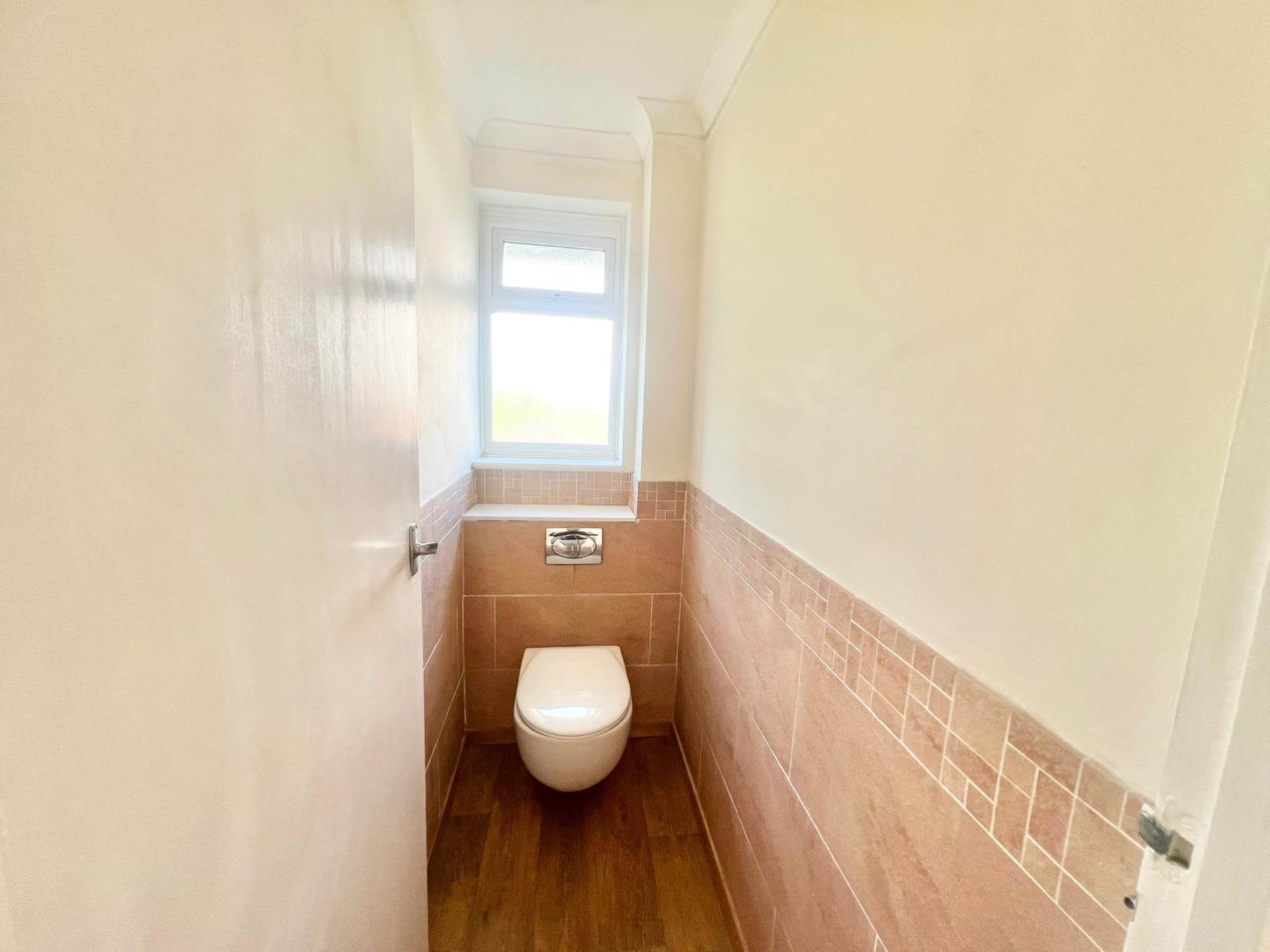 Pennyfields, Brentwood, Image 10
