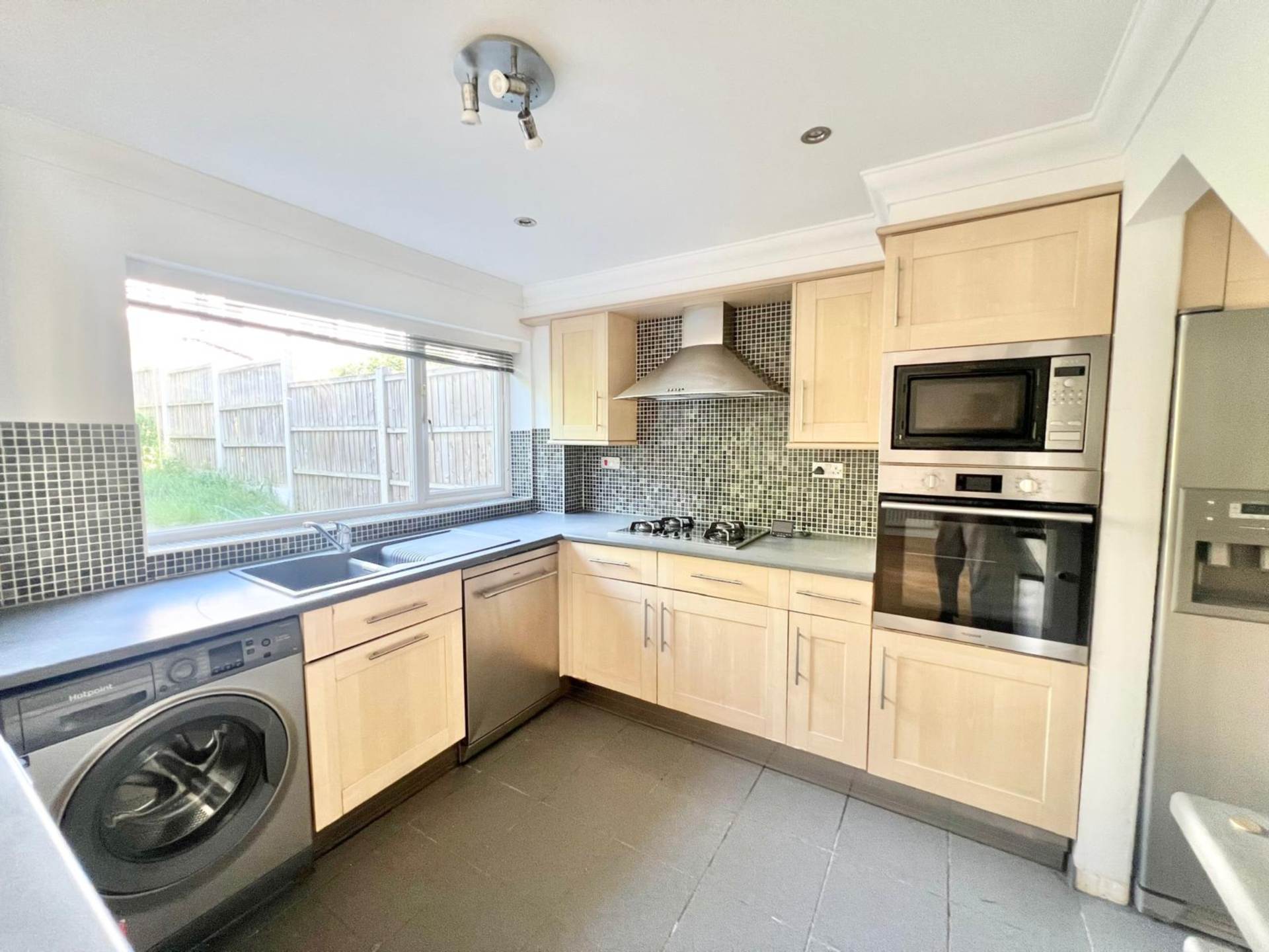 Pennyfields, Brentwood, Image 6