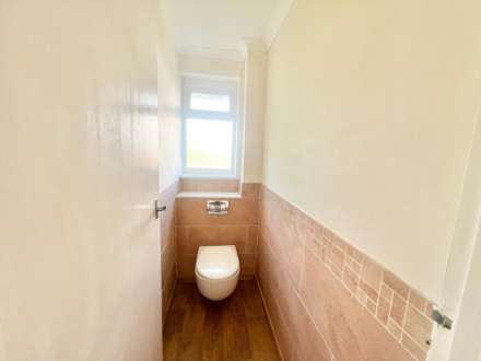 Pennyfields, Brentwood, Image 10