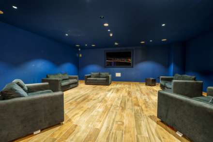 Eagle Way, Great Warley, Brentwood, Image 19