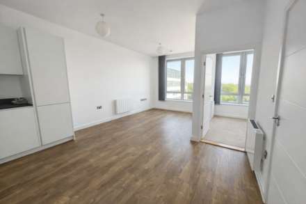 Eagle Way, Great Warley, Brentwood, Image 4