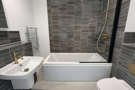 Eagle Way, Great Warley, Brentwood, Image 6
