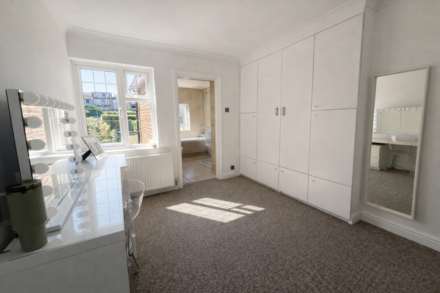 Hills Chace, Warley, Brentwood, Image 6