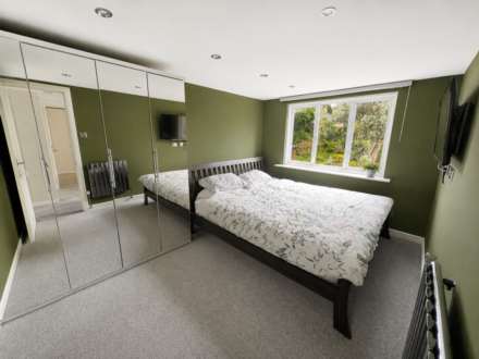 Horndon Road, Romford, Image 12