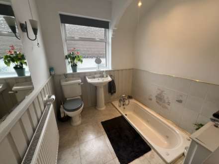 Horndon Road, Romford, Image 8
