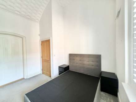 Tudor Court, The Galleries, Brentwood, Image 6