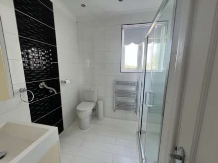 Kensington Drive, Woodford Green, Image 10