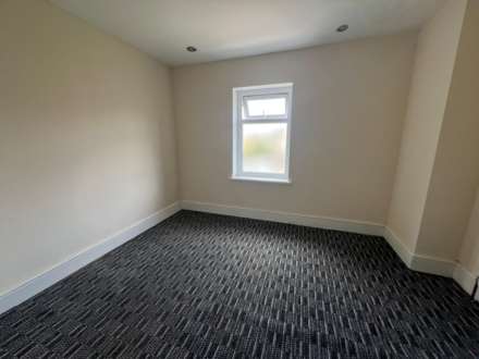 Victoria Road, Brentwood, Image 12