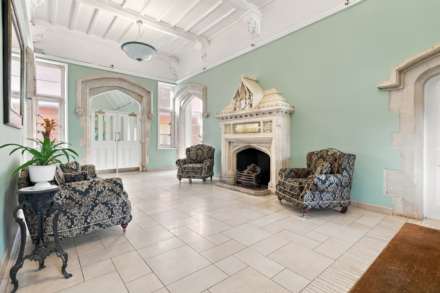 The Clock Tower, The Galleries, Brentwood, Image 25