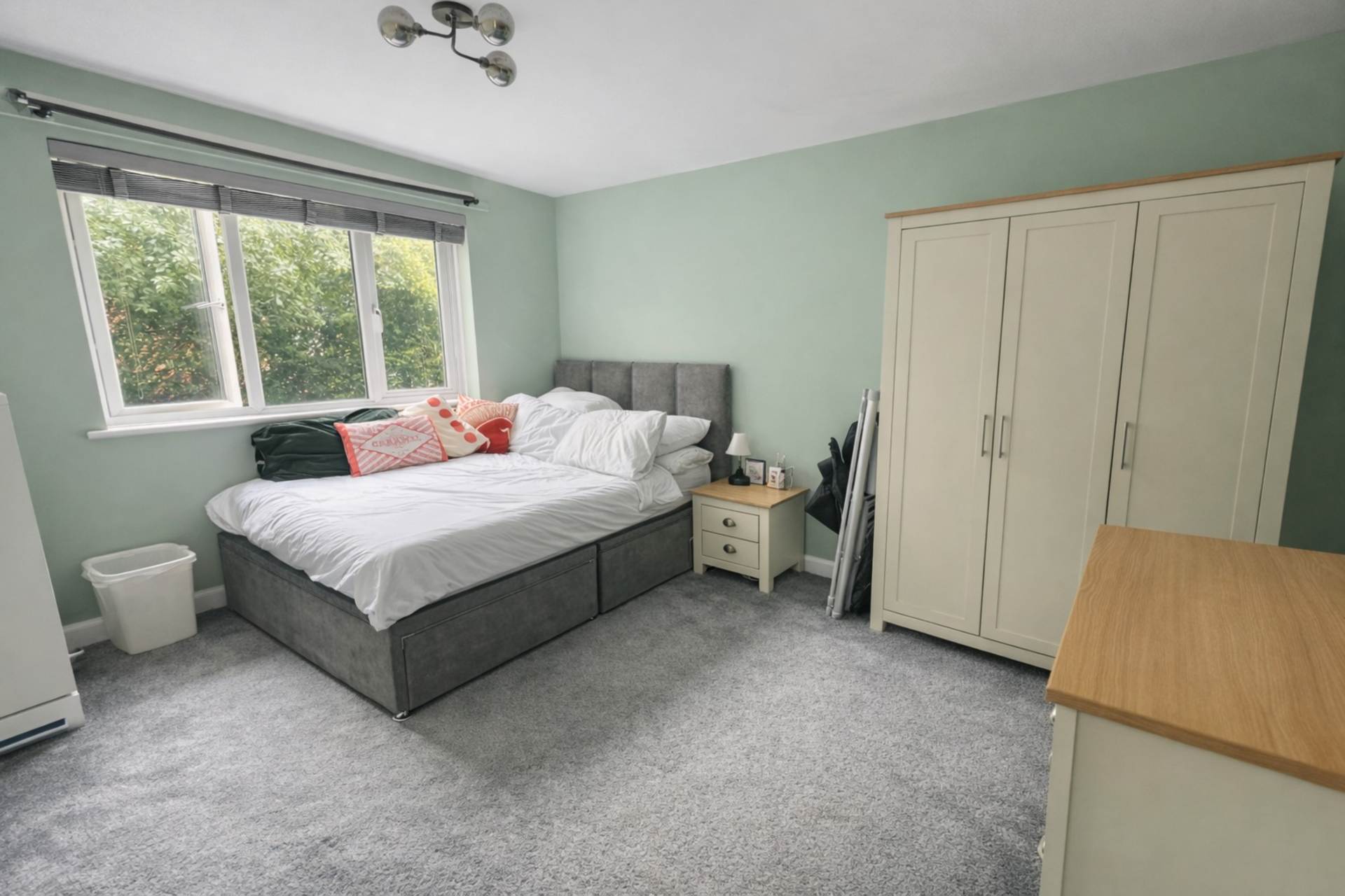 Junction Road, Brentwood, Image 4