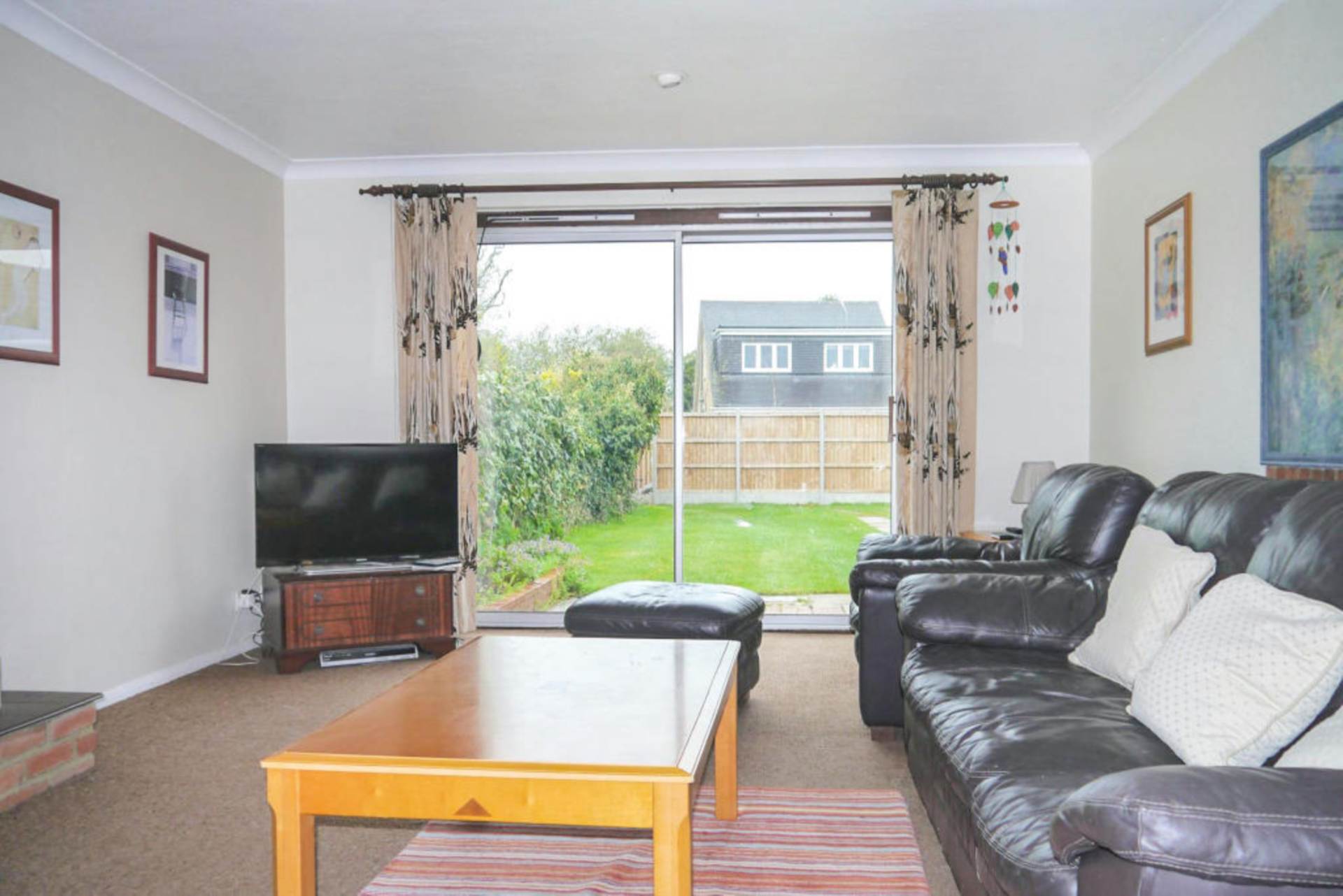 Hatch Road, Pilgrims Hatch, Brentwood, Image 3