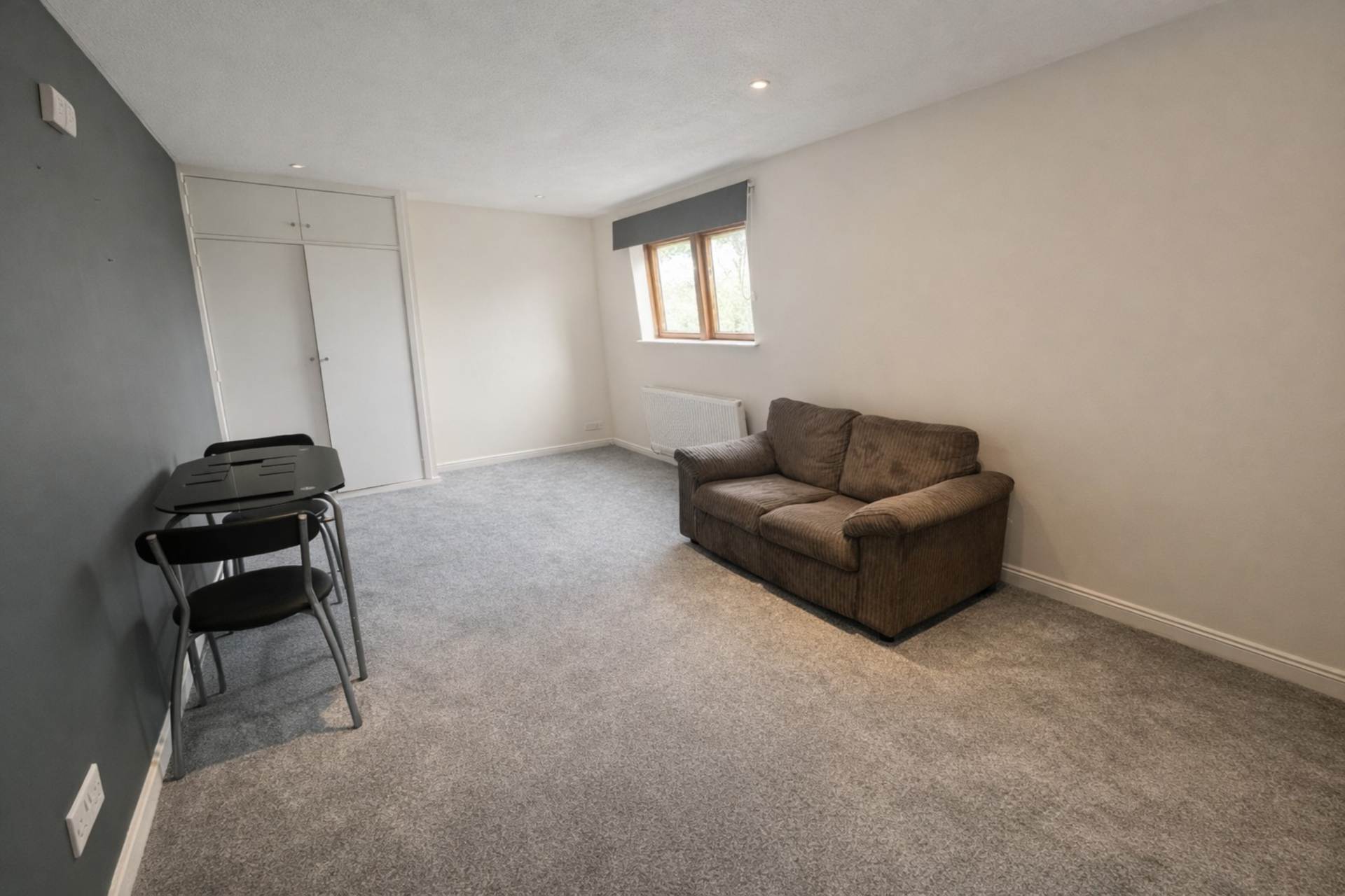 Guilford Lodge, Brentwood, Image 3