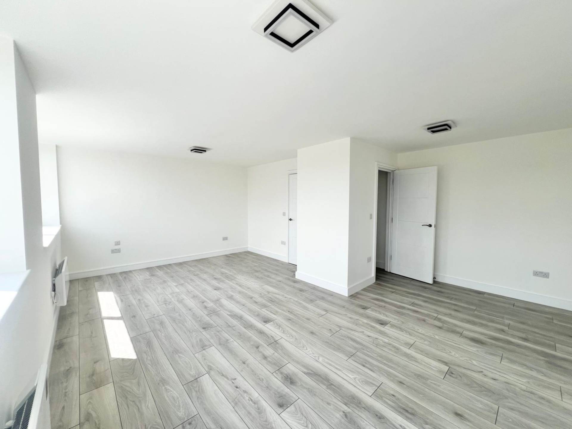 Wingrave Court, Brentwood, Image 5