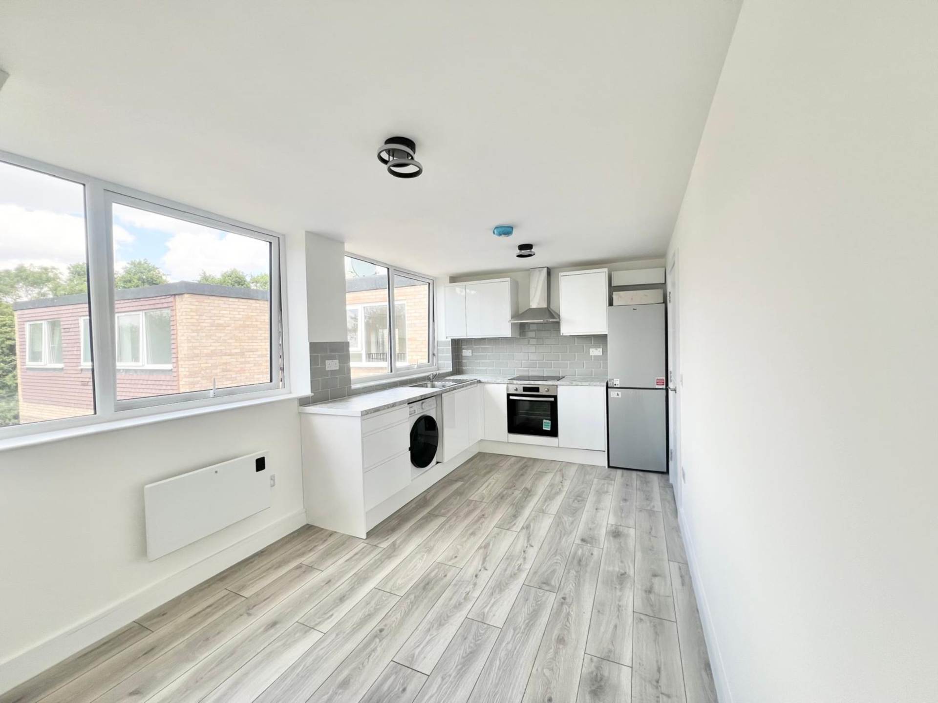 Wingrave Court, Brentwood, Image 3
