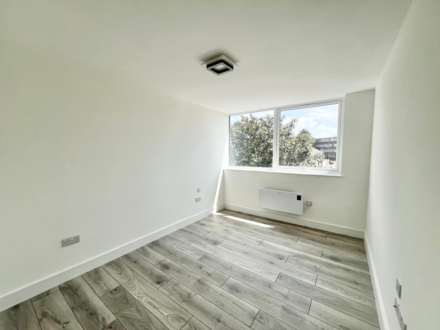 Wingrave Court, Brentwood, Image 8