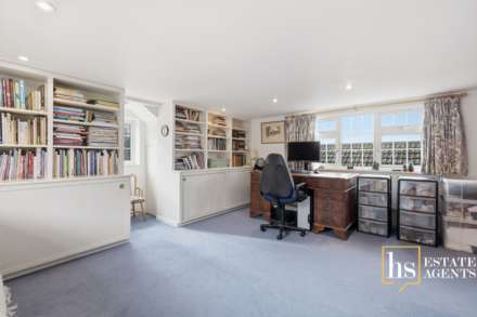 Cornsland, Brentwood, Image 17