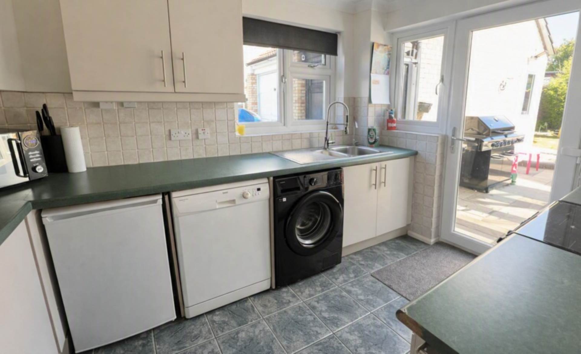 Roth Drive, Hutton, Brentwood, Image 3