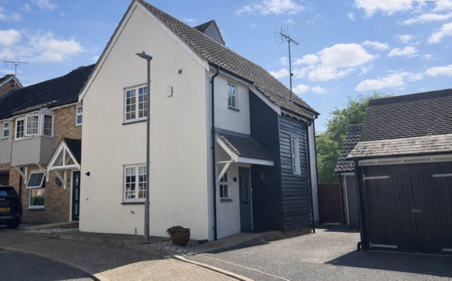 Hare Bridge Crescent, Ingatestone, Image 1