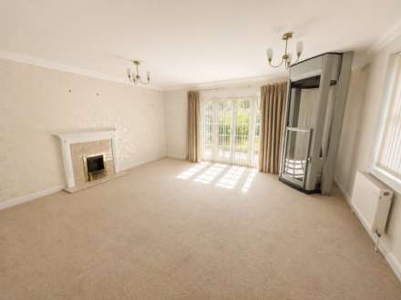 Hare Bridge Crescent, Ingatestone, Image 3