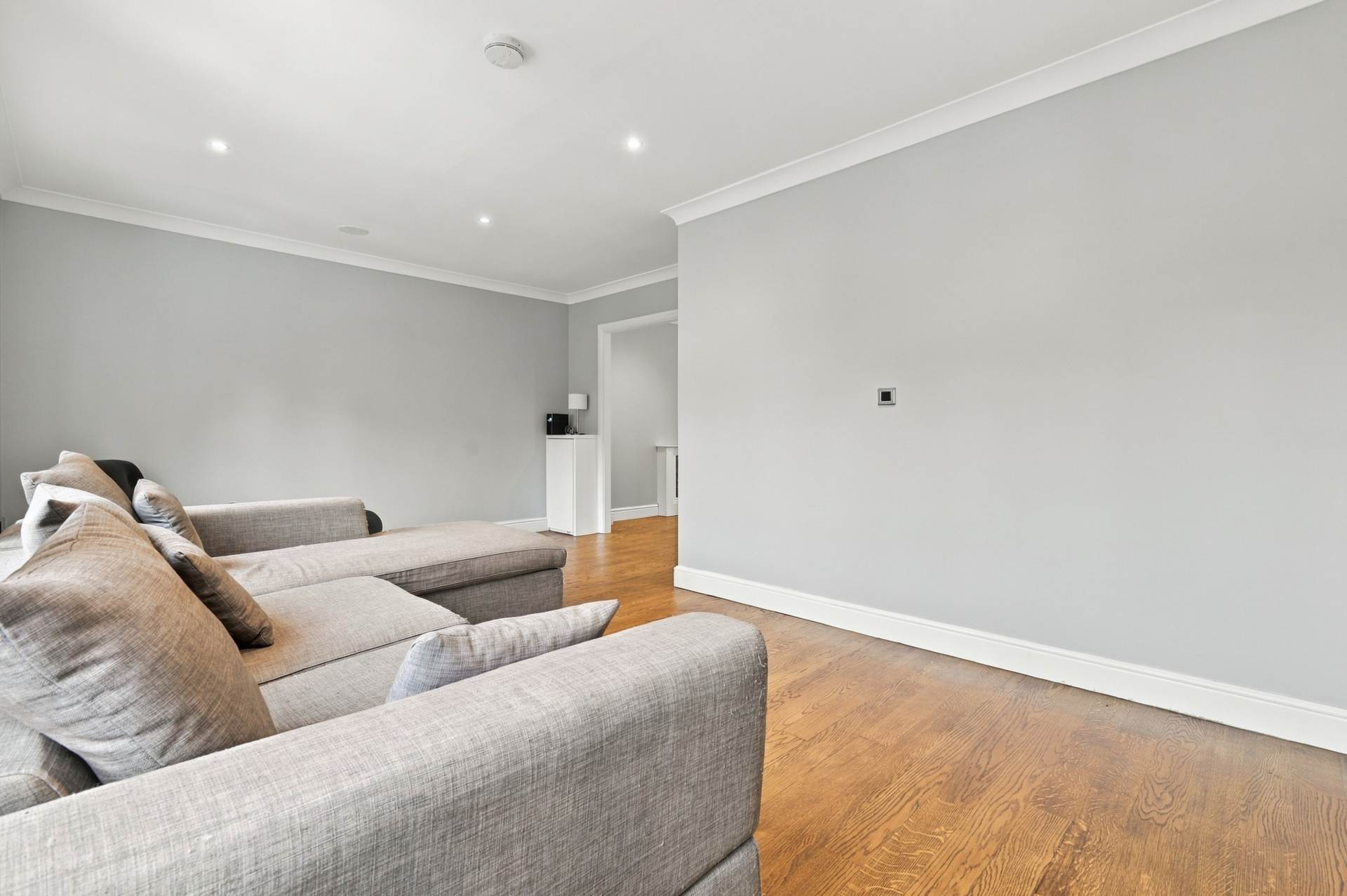 Osborne Heights, Brentwood - Clements Park, Image 3