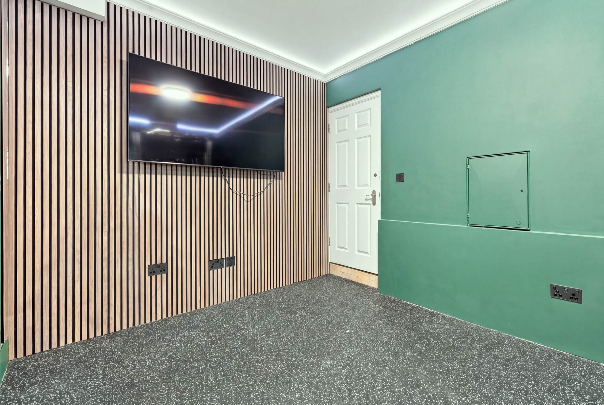 Osborne Heights, Brentwood - Clements Park, Image 32