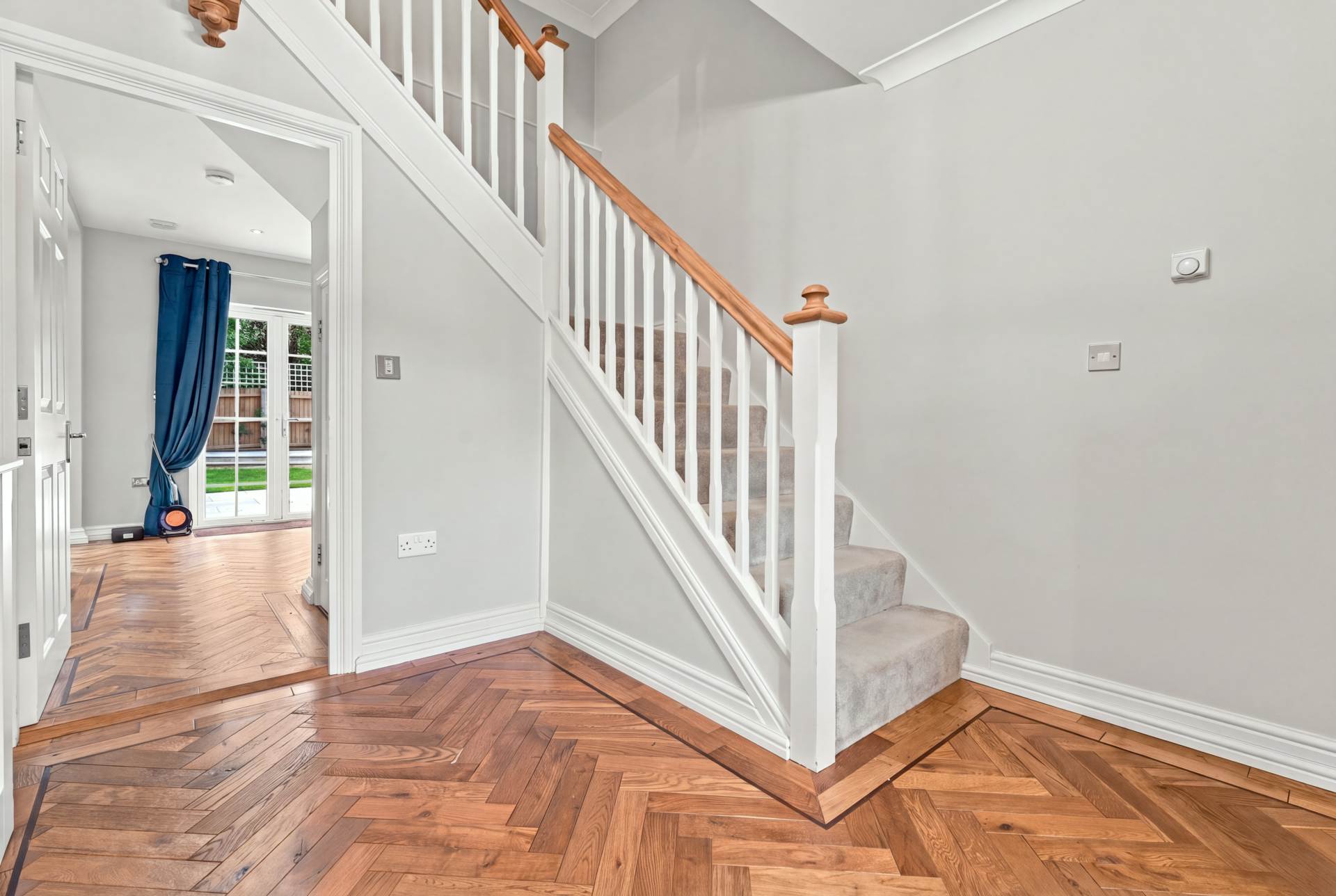 Osborne Heights, Brentwood - Clements Park, Image 9