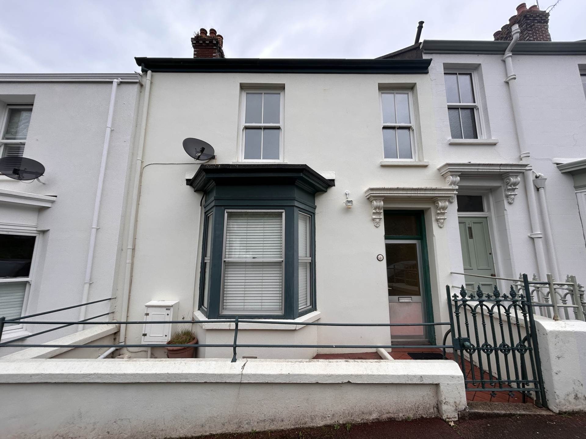 Alton Villas, Woodville Avenue, Image 1