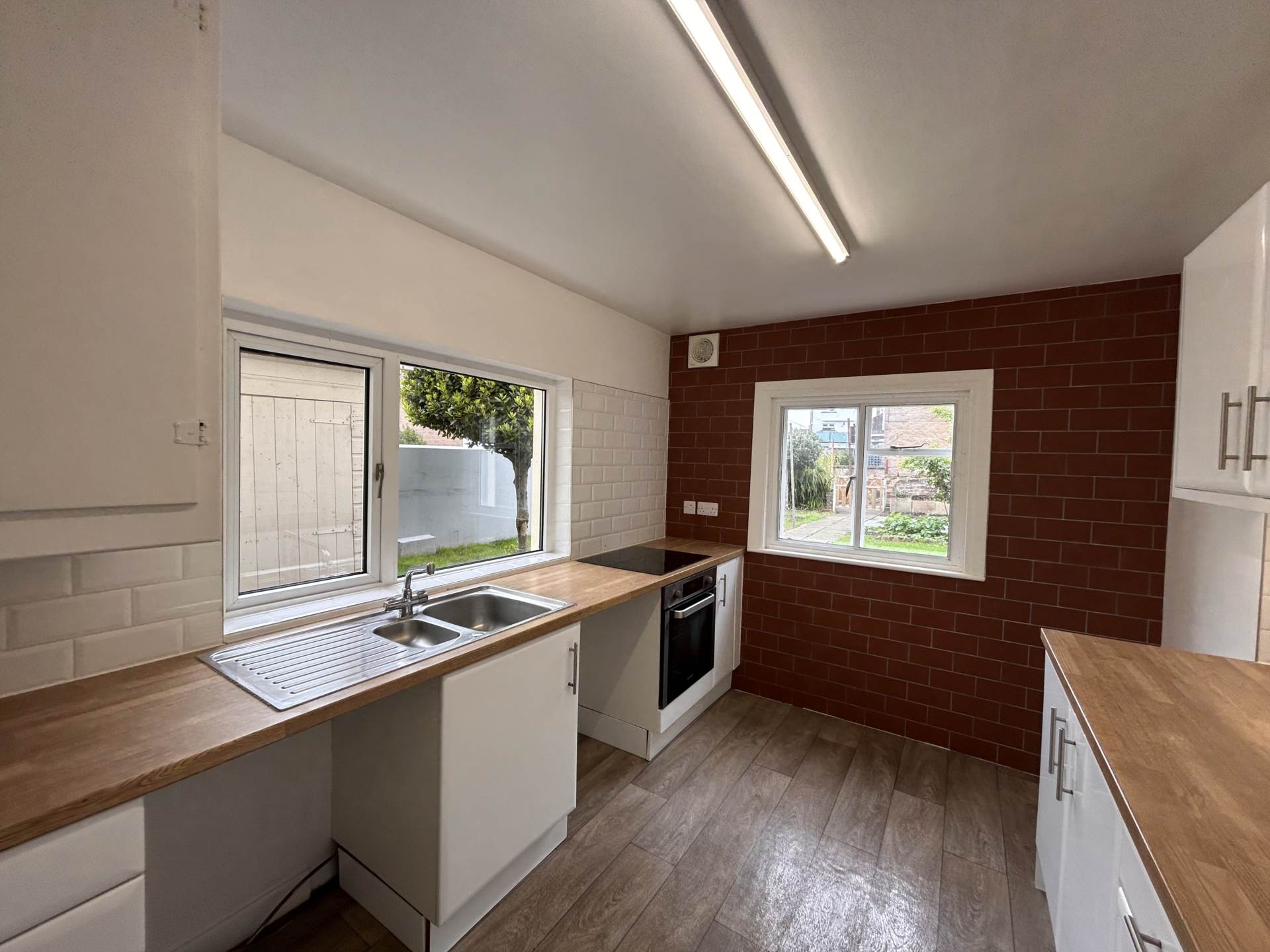 Alton Villas, Woodville Avenue, Image 4
