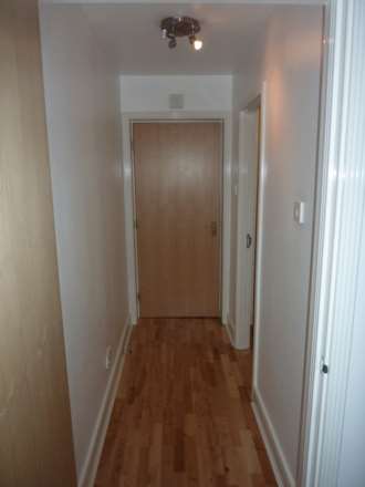 Les Vaux Apartments, Le Mont Les Vaux, Image 6