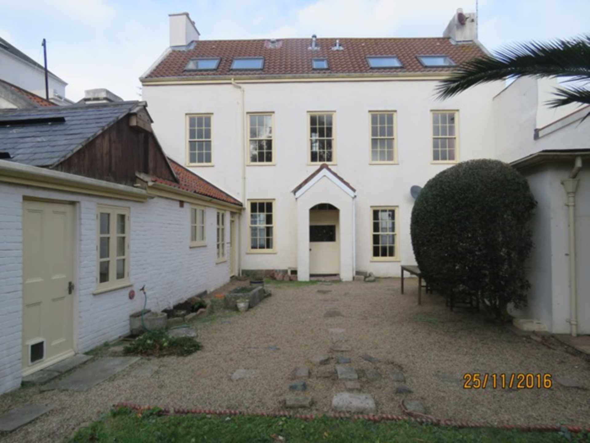 Warwick House, 16 Vauxhall Street, Image 19