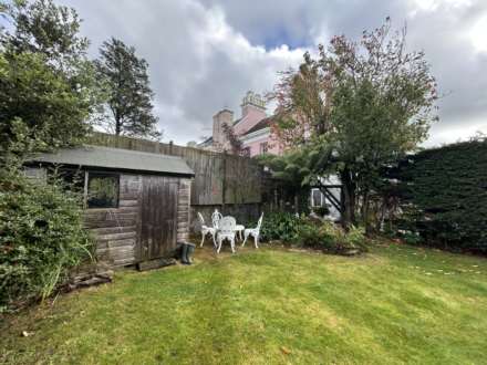 L'Ecurie, La Rue D'Elysee, Image 25