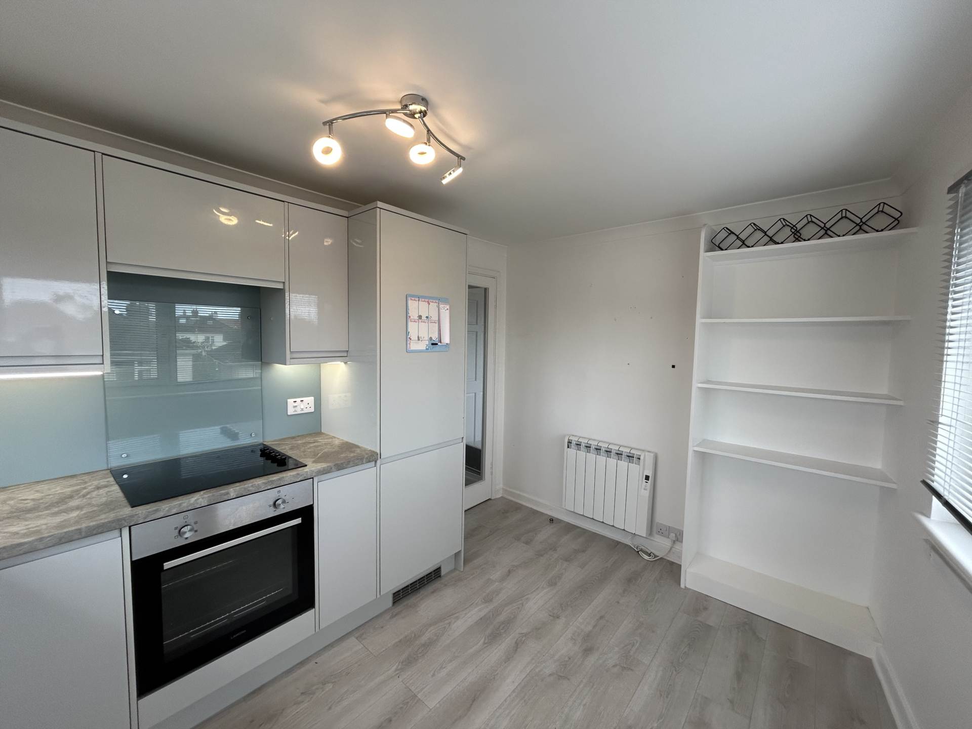 Crewkerne, Sunshine Avenue, St Savior, Image 2