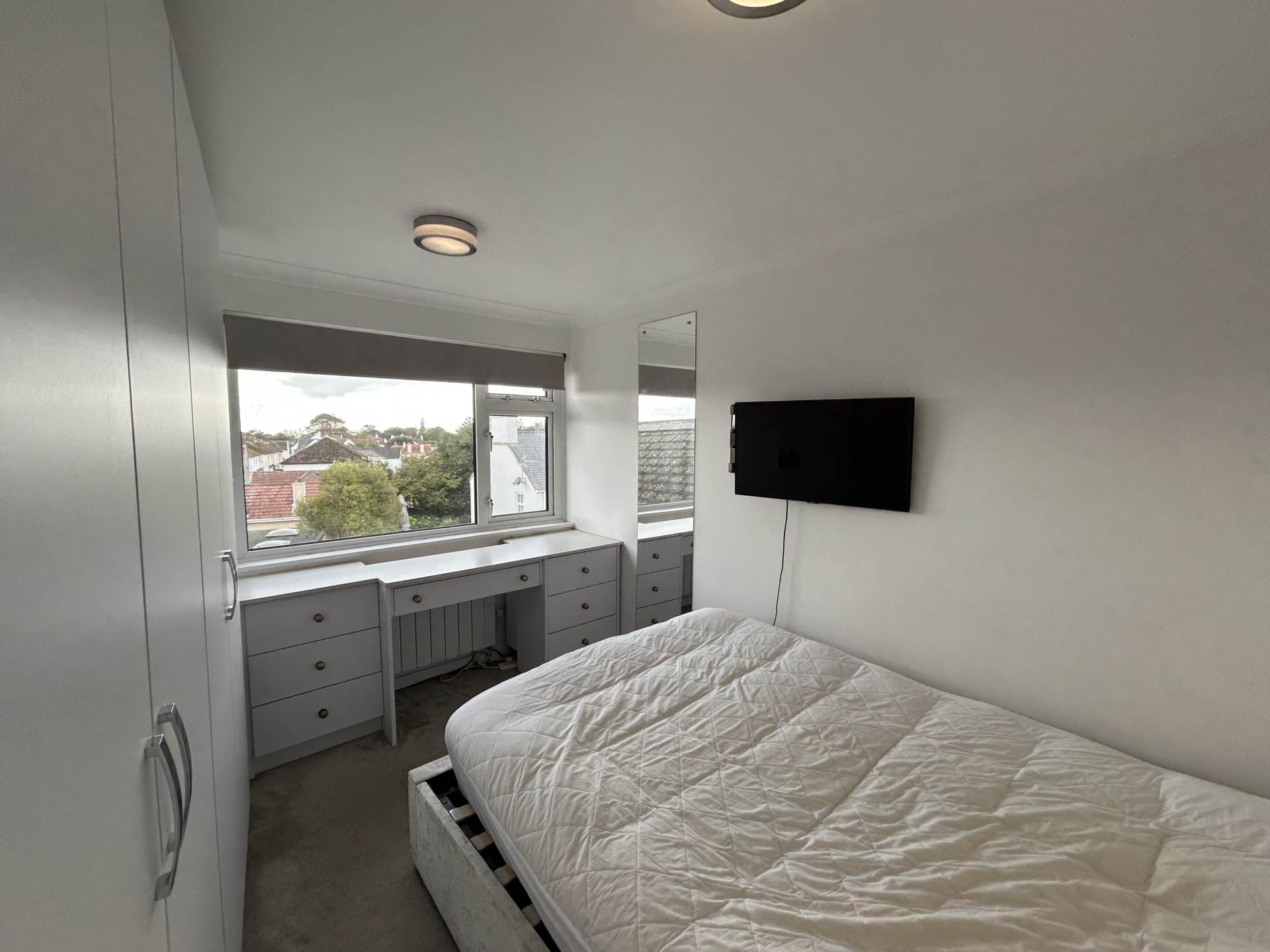 Crewkerne, Sunshine Avenue, St Savior, Image 6