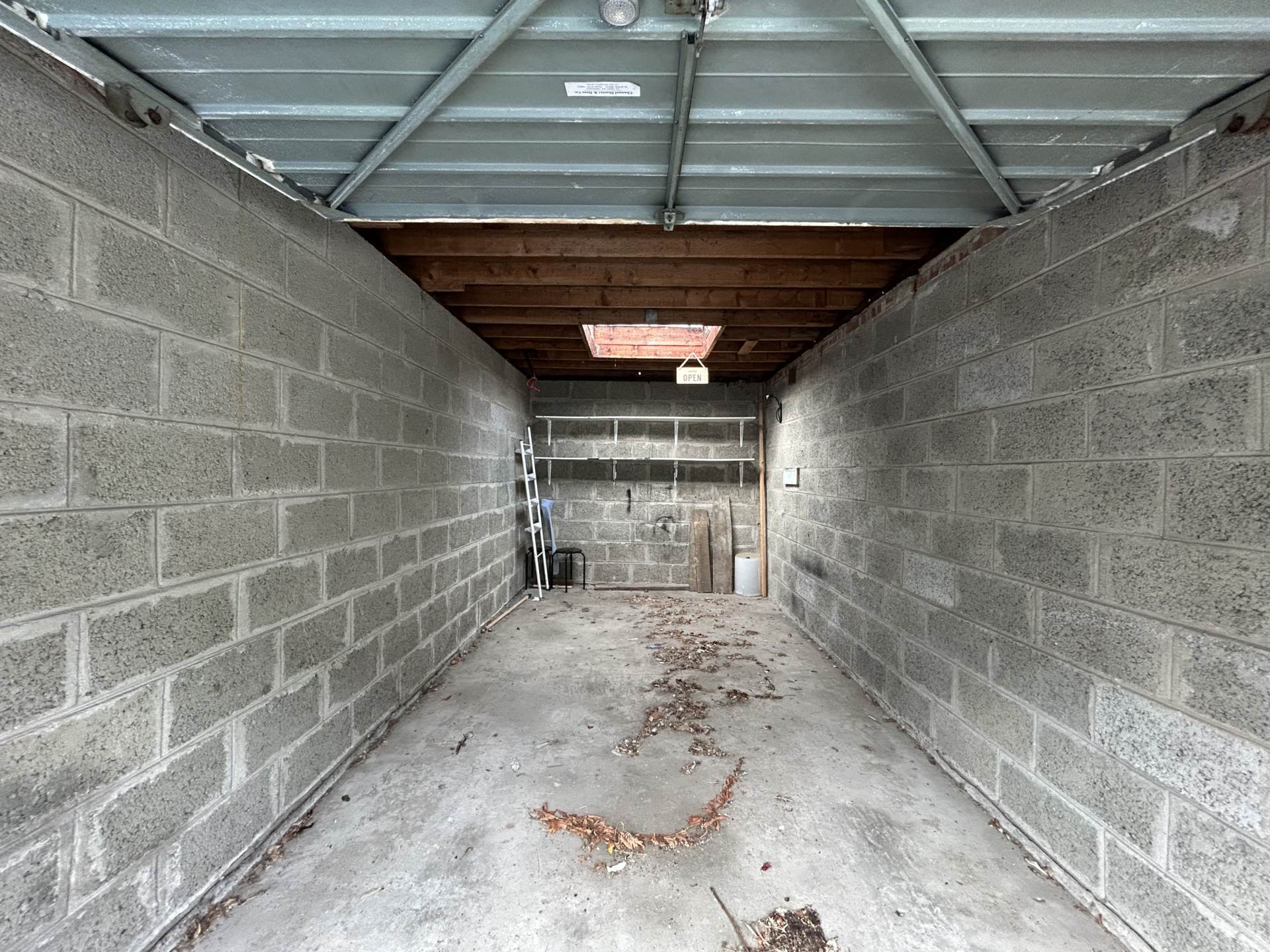 Crewkerne, Sunshine Avenue, St Savior, Image 9