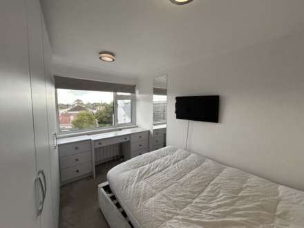 Crewkerne, Sunshine Avenue, St Savior, Image 6